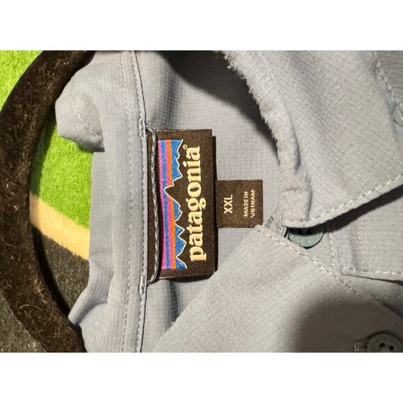 Patagonia Men’s Short Sleeve Button Up Shirt XXL Blue Outdoor Fishing Travel - Picture 7 of 7